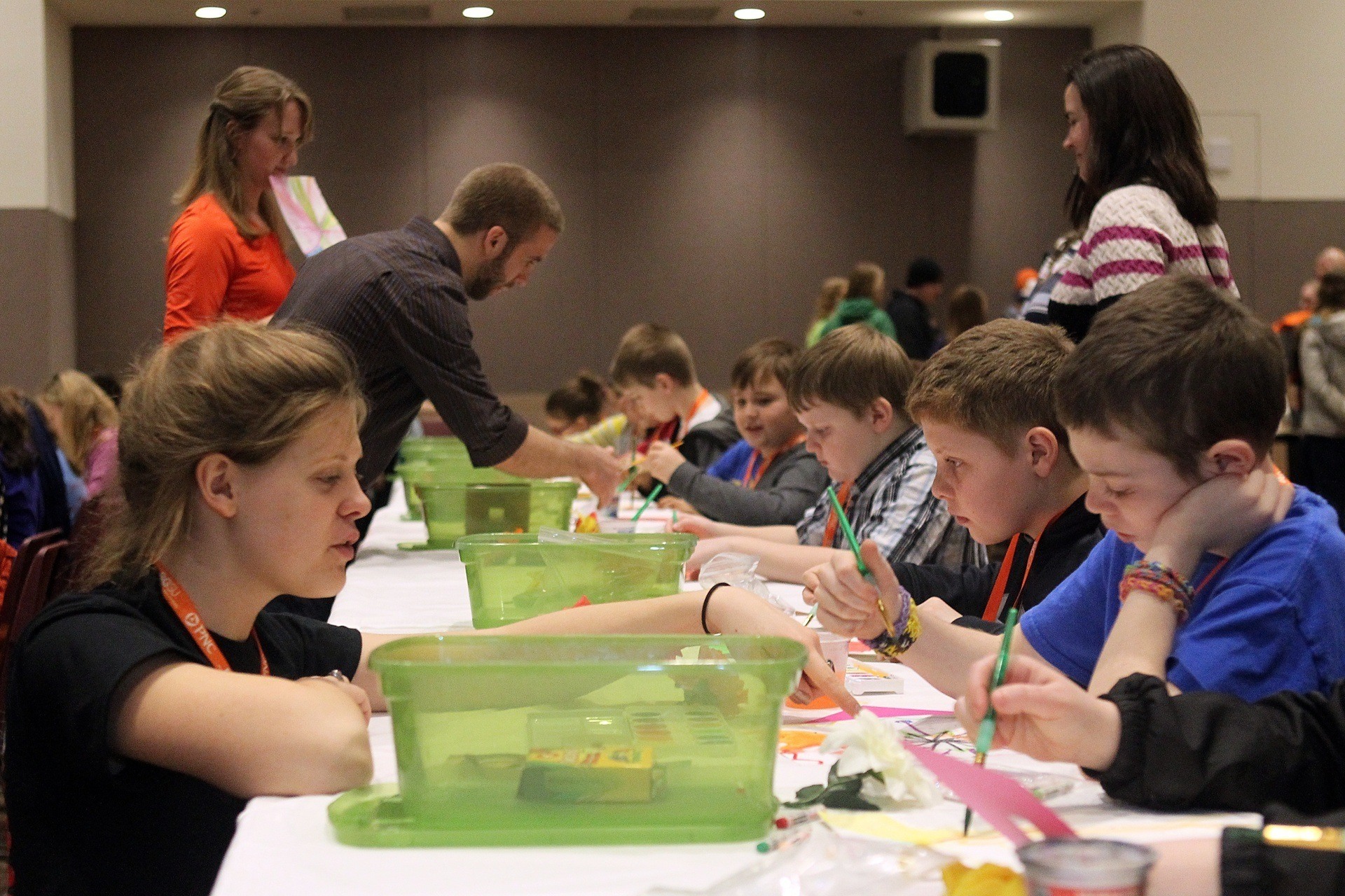 Students working with young people at the BGSU Saturday Art Program gives BFA art education students art teaching experience.