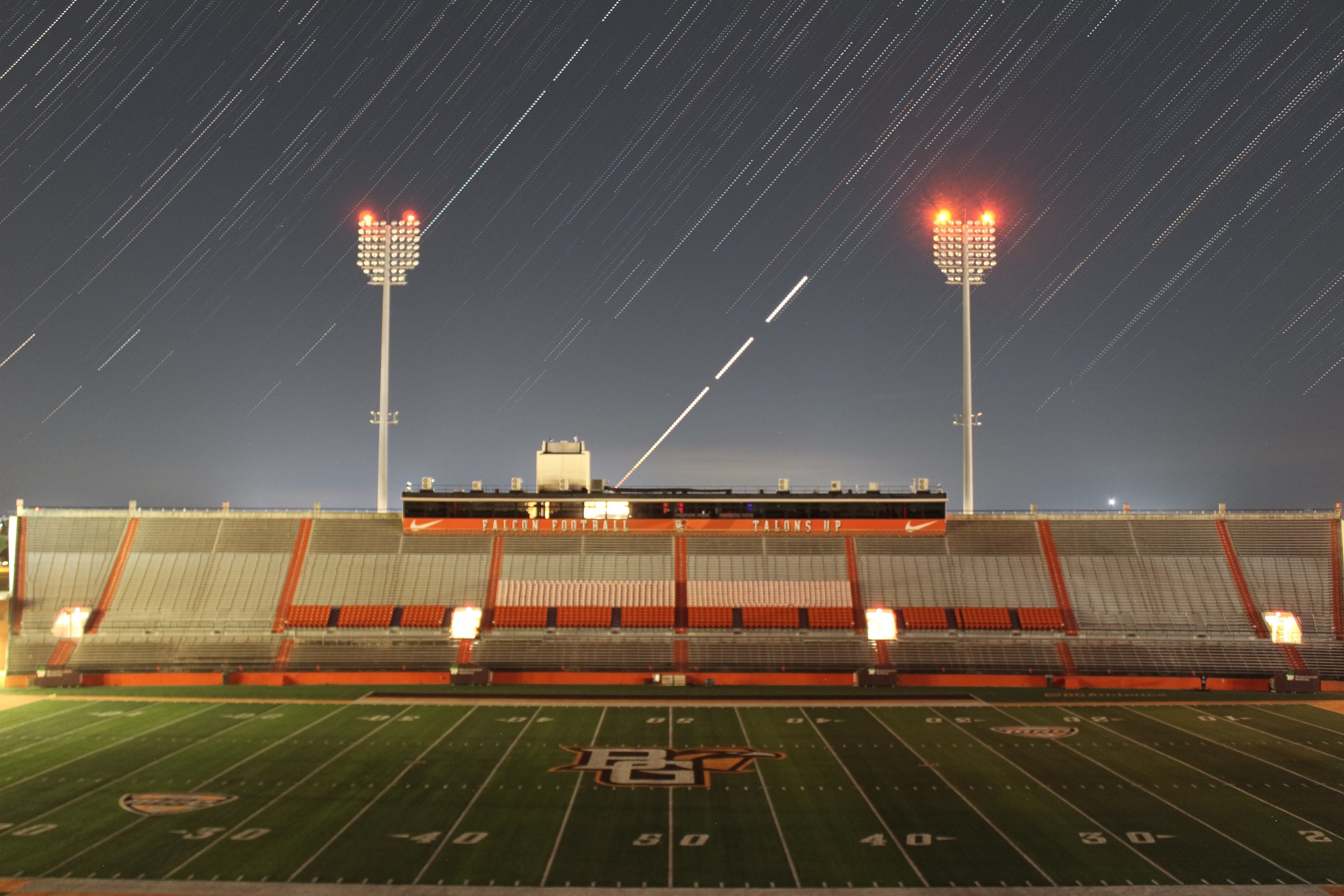 JacobB-BGStadium-StarTrail-2022-07-31