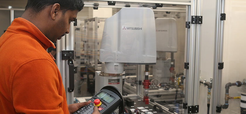 students working in engineering lab