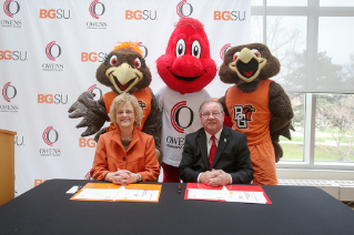BGSU President Mary Ellen Mazey (left) and Owens State Community College President Mike Bower after signing the Falcon Express Dual Program agreement providing a clear path for qualifying Owens students to a four-year degree at BGSU.