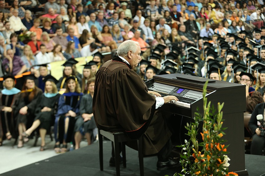 Dean-Pees-playing-piano