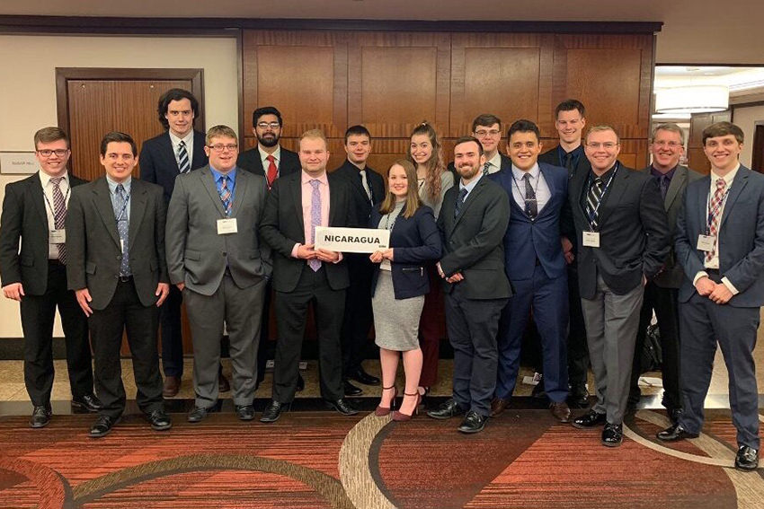 Group-Photo-Model-UN-2019