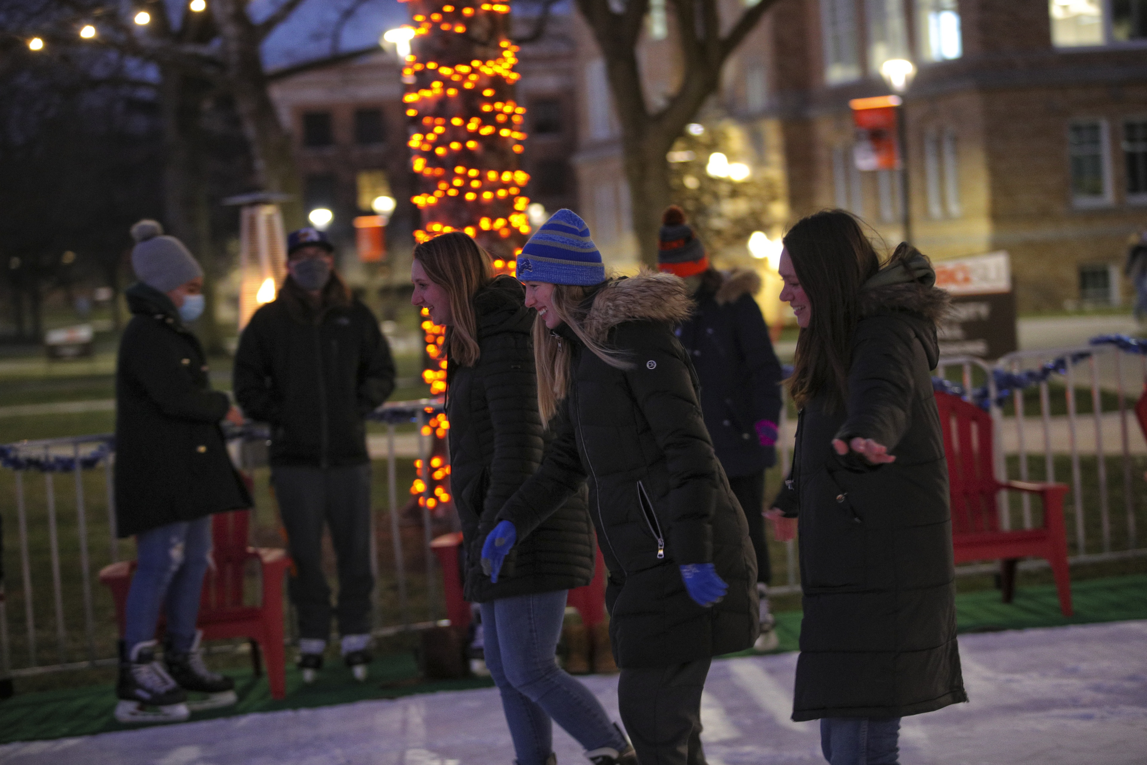 Students skating at winter wonderland 2022