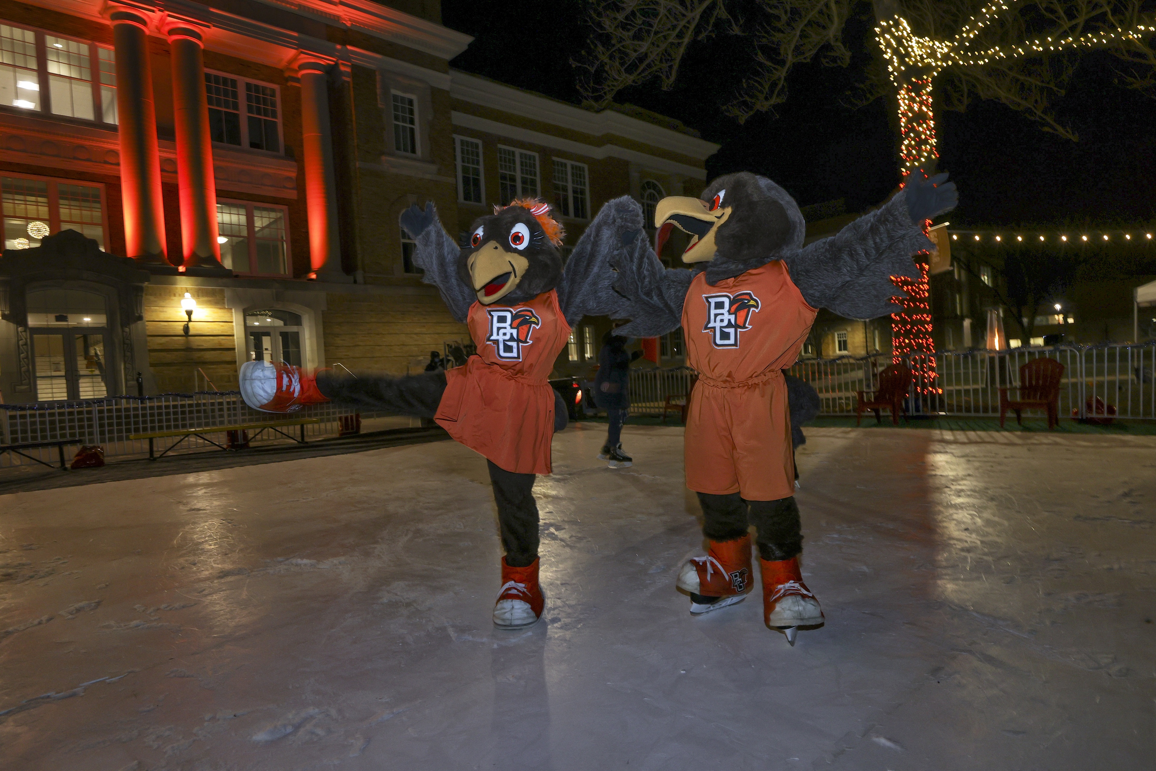 Freddie and Frieda ice skating at Winter Wonderland 2022