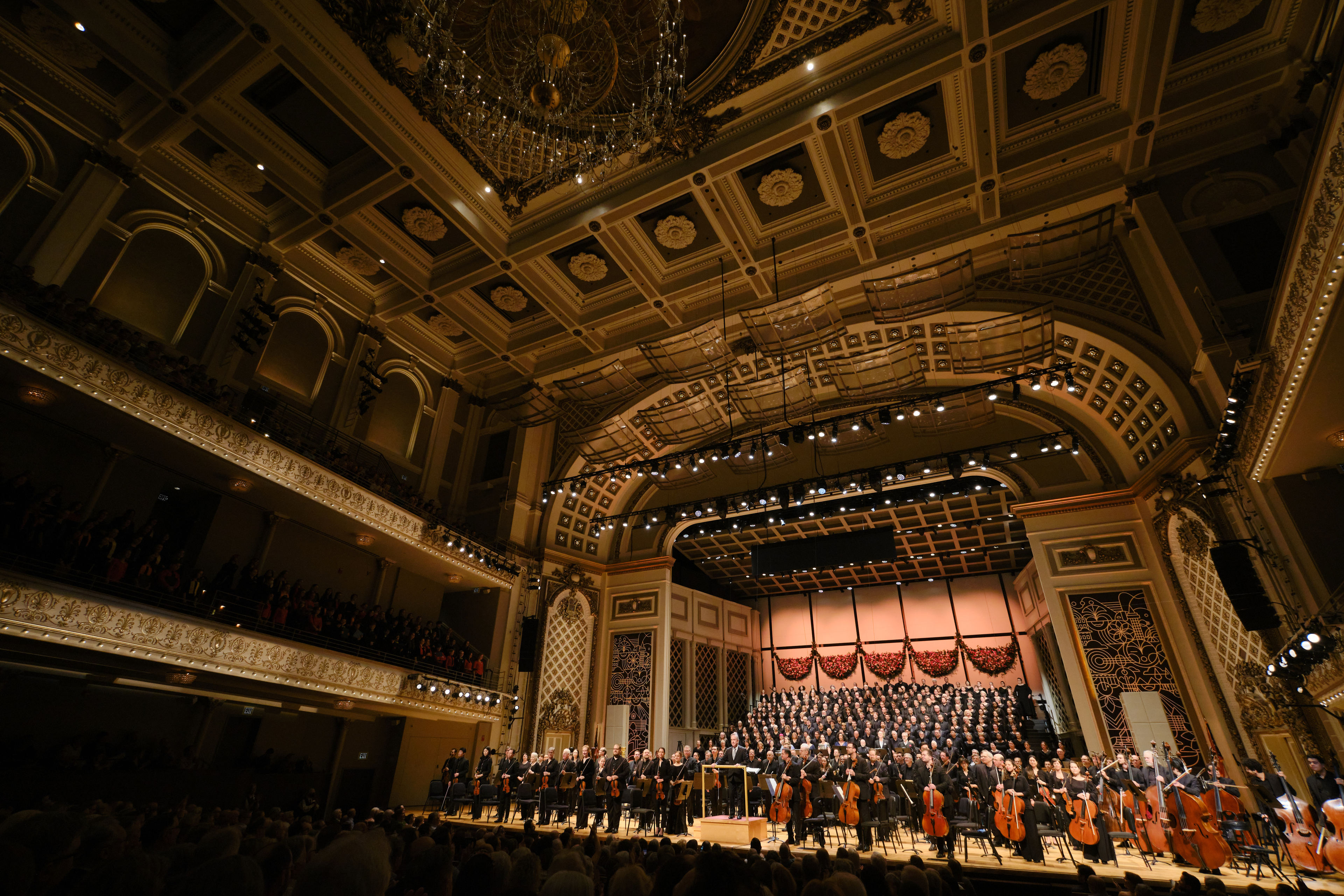 434 performers on stage after a performance of Mahler's Symphony of a Thousand