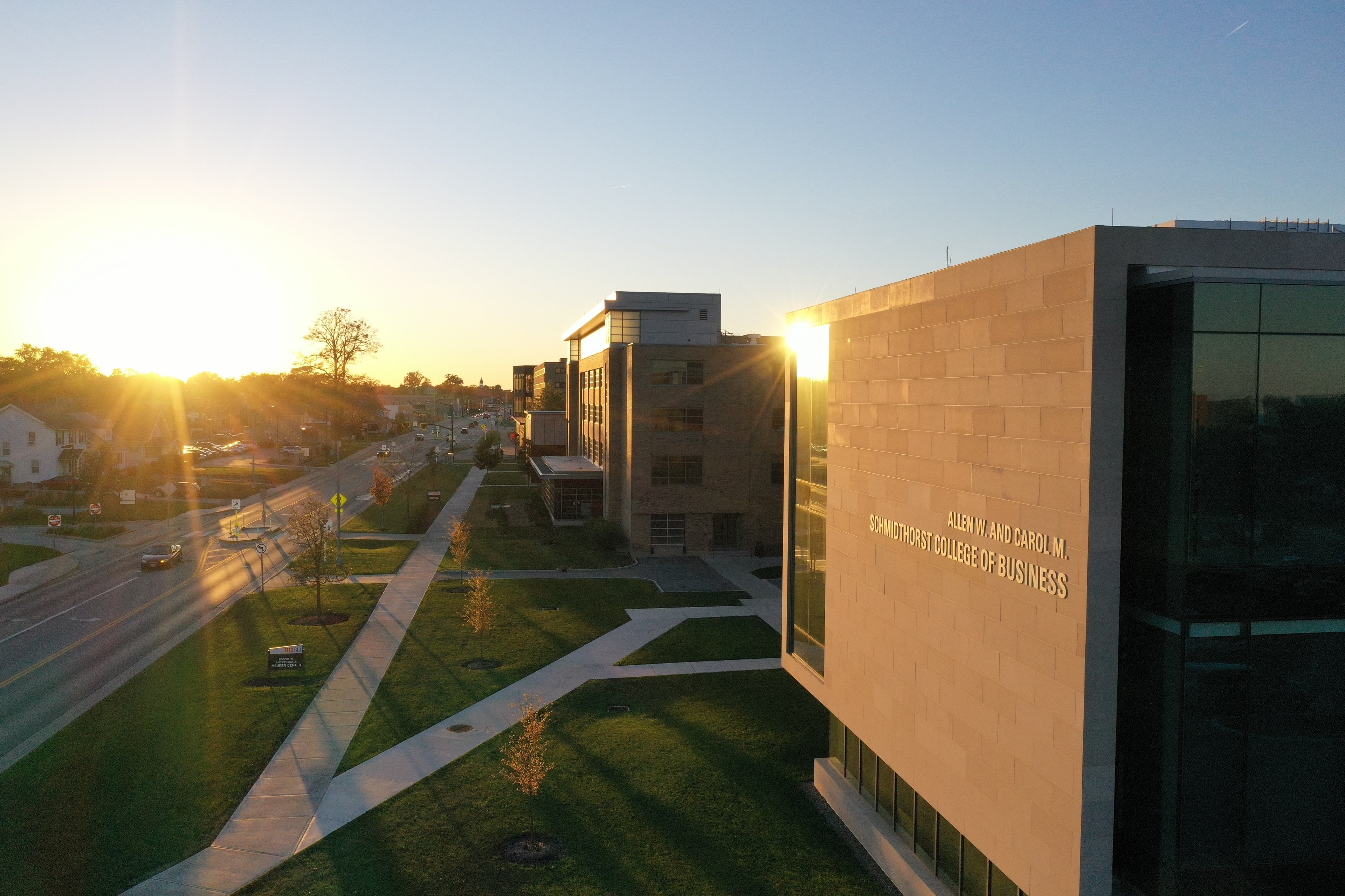 Exterior of Schmidthorst College of Business building 