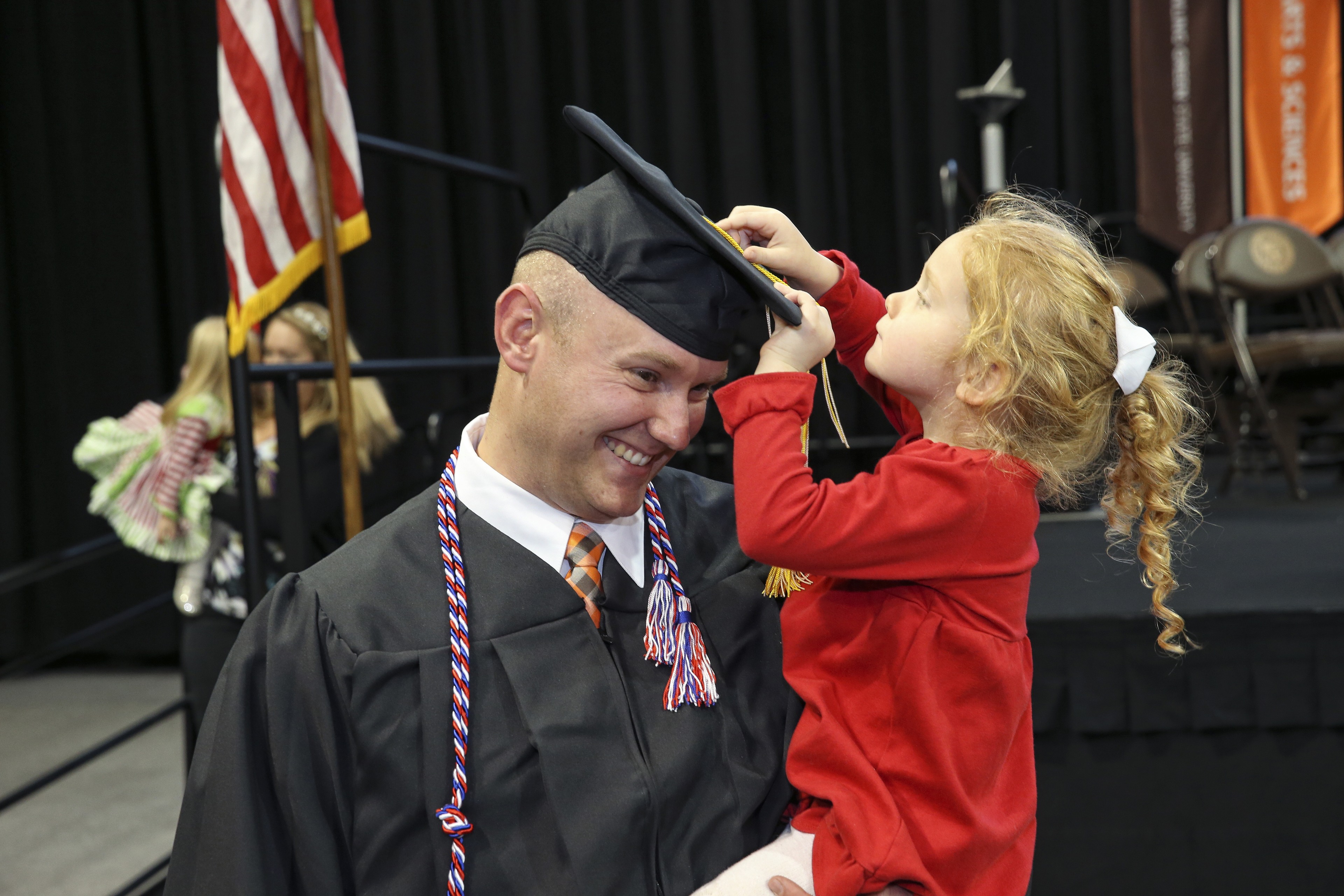 bgsu-vet-at-commencement