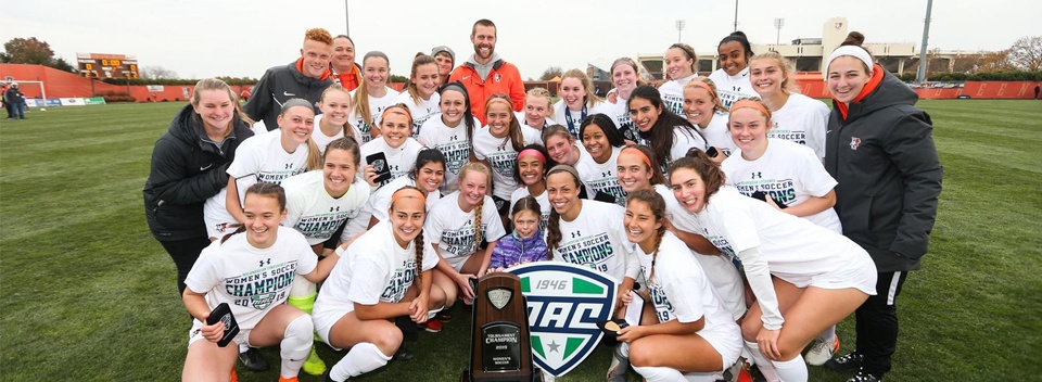 Women's Soccer wins back-to-back MAC Tournament titles