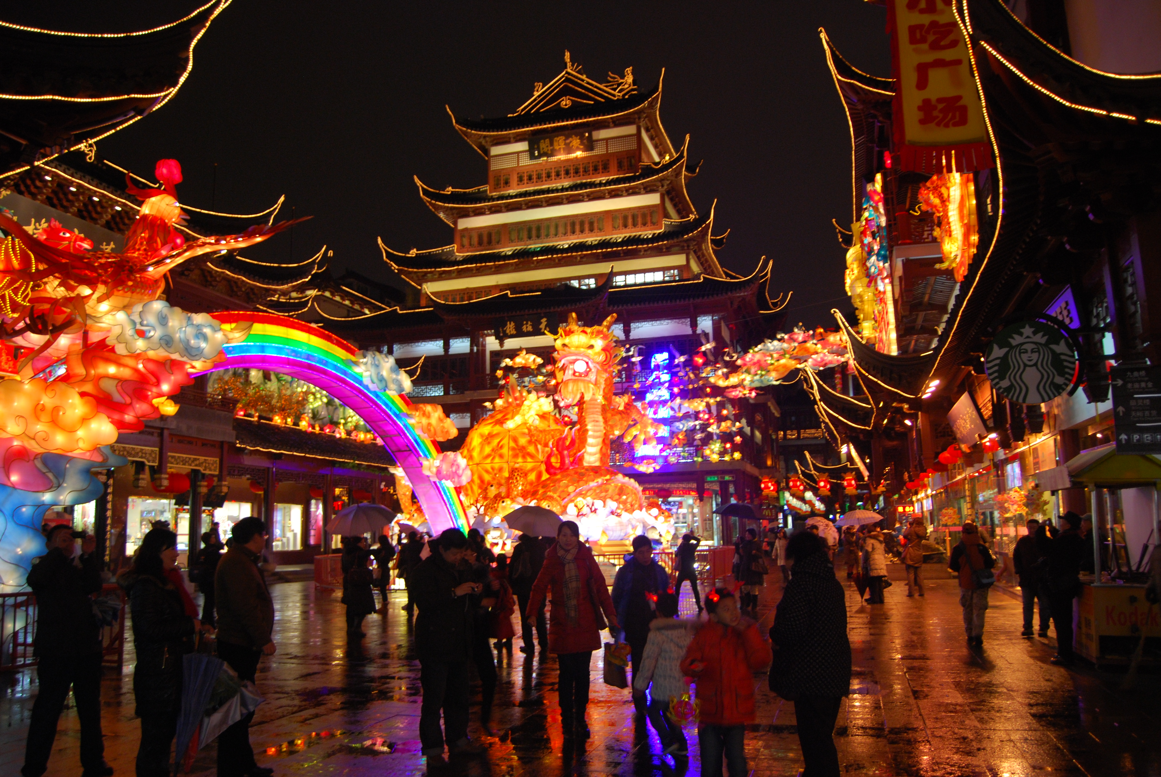 China-Shanghai-YuGarden-the-Lantern-Festival-2012-1846