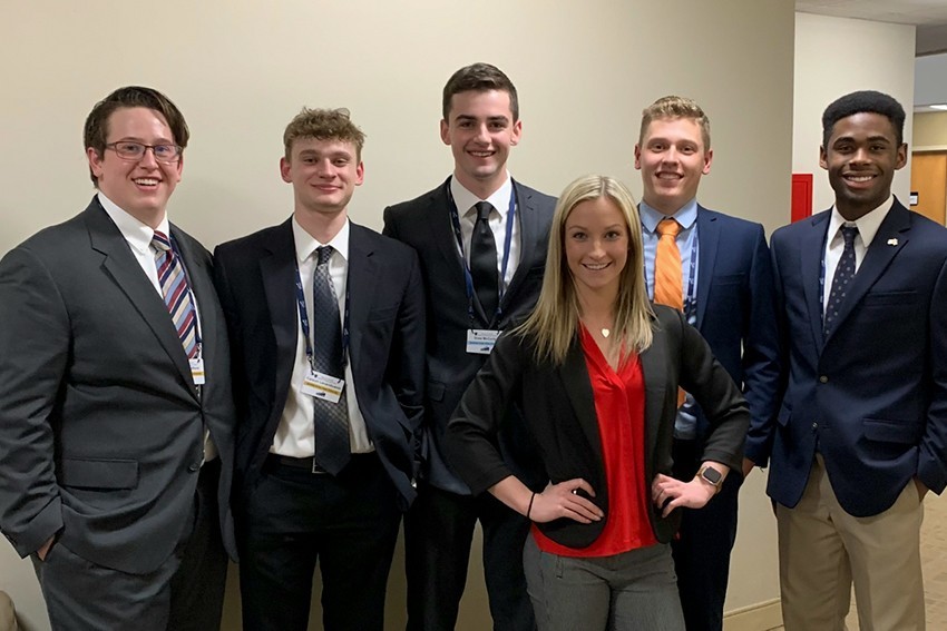 MAPFRE Business Students Earn First Place