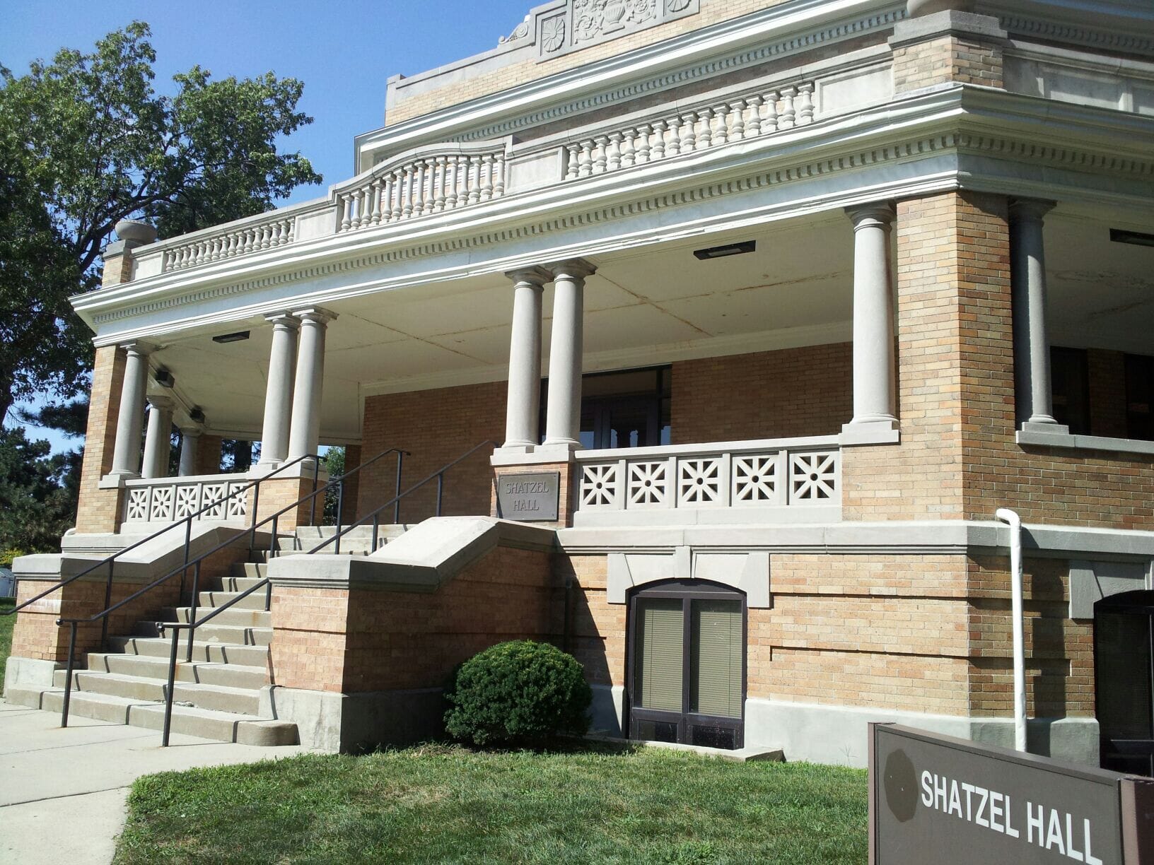 School of Cultural and Critical Studies