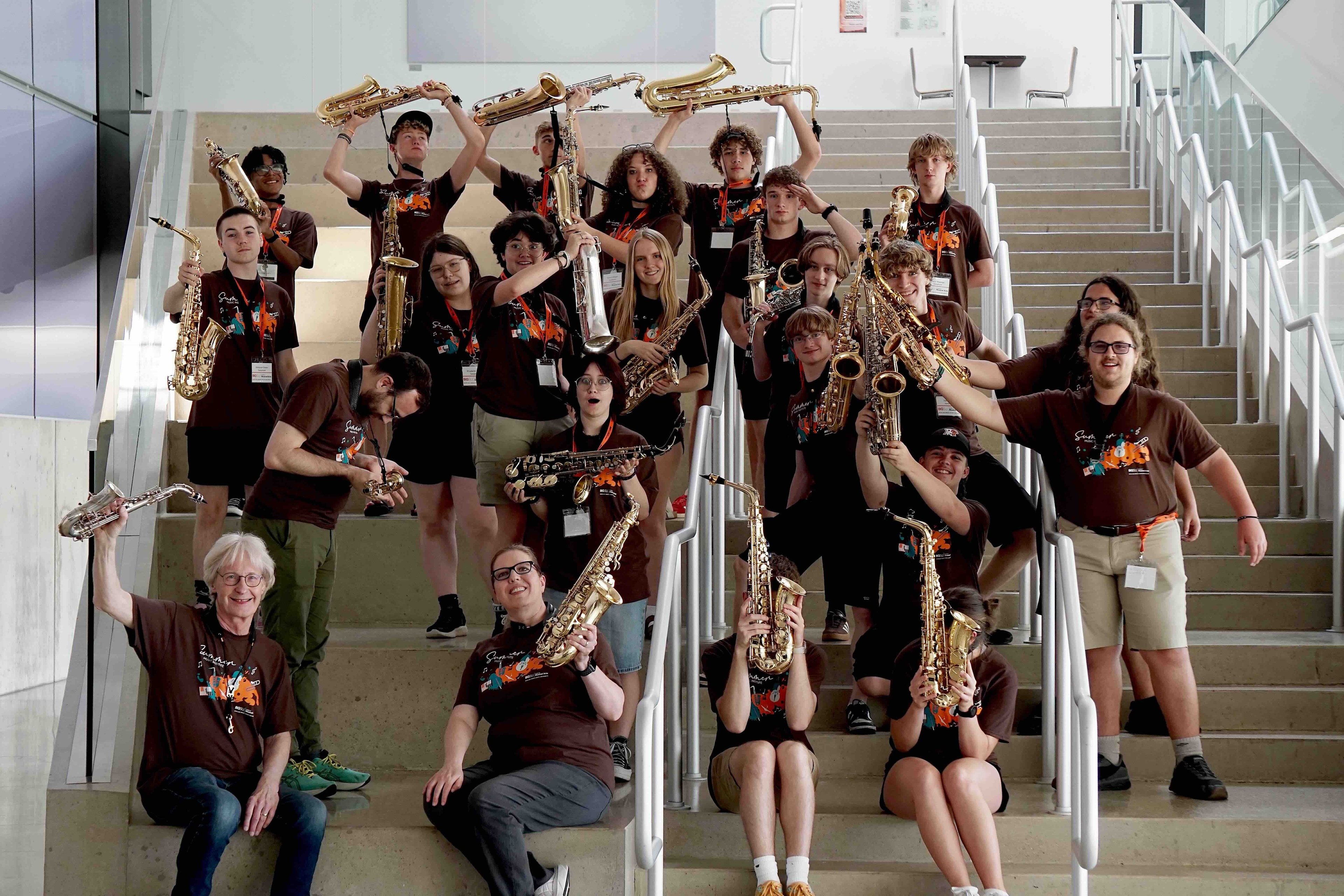 super-sax-2026-group-silly