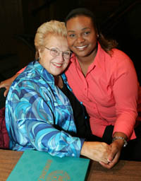Marilyn Horne (left) and Kisma Jordan (right)