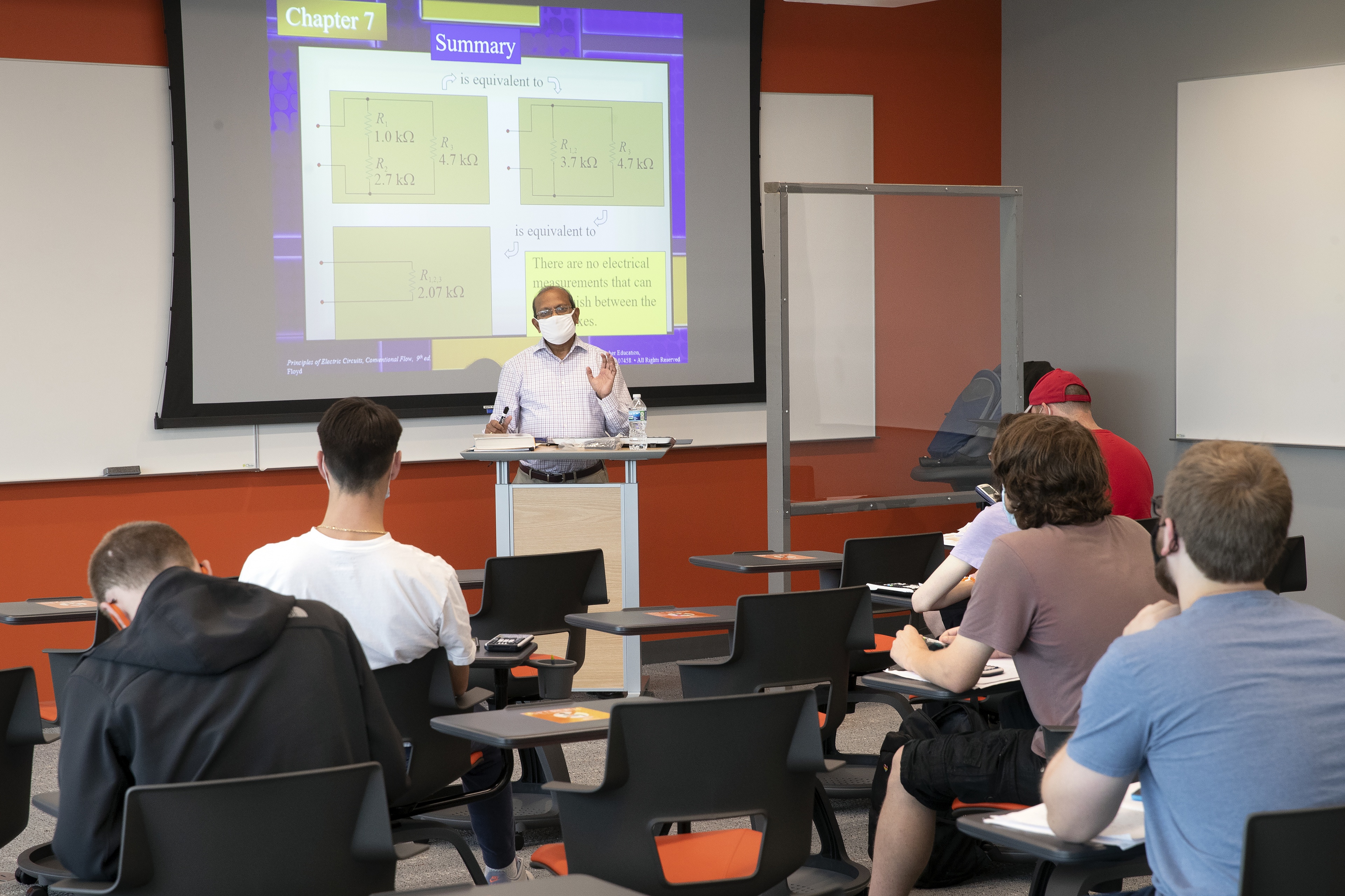 Professor Sri Kolla lectures in his ECET (Electronics and Computer Engineering Technology) 2400 Electric Circuits class.