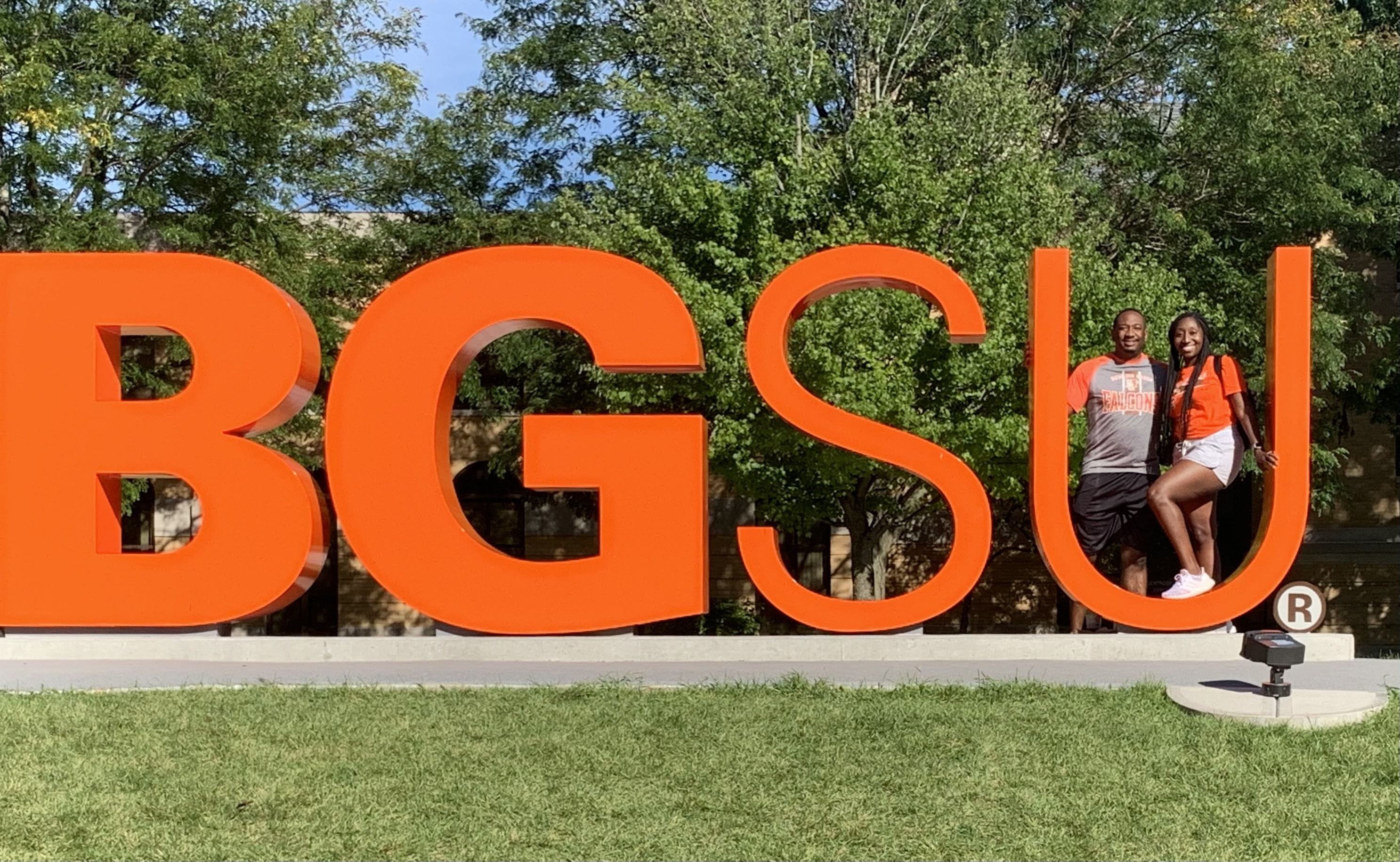 Carl '05 and Victoria '05 Sandifer attend Homecoming on the Bowling Green campus in 2019.