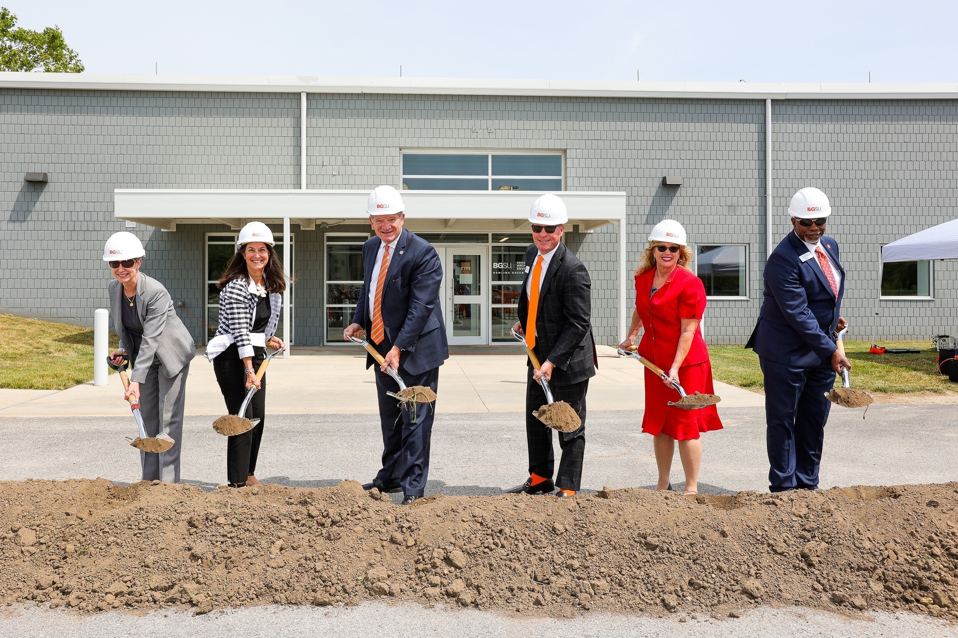 school-of-the-built-environment-ground-breaking