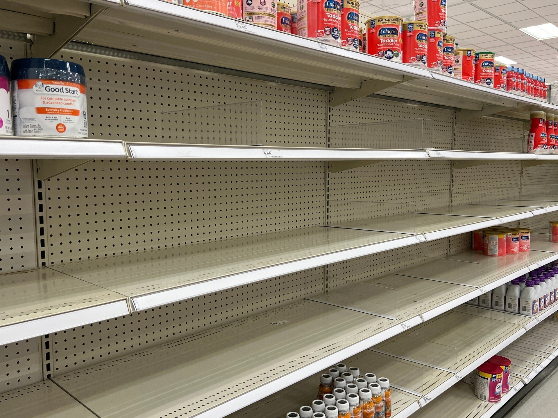 Empty shelves due to the baby formula shortage