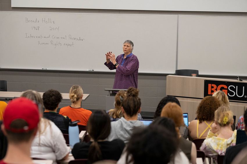 Brenda Hollis ’68 ’14 (Hon.) discusses her career with students and faculty