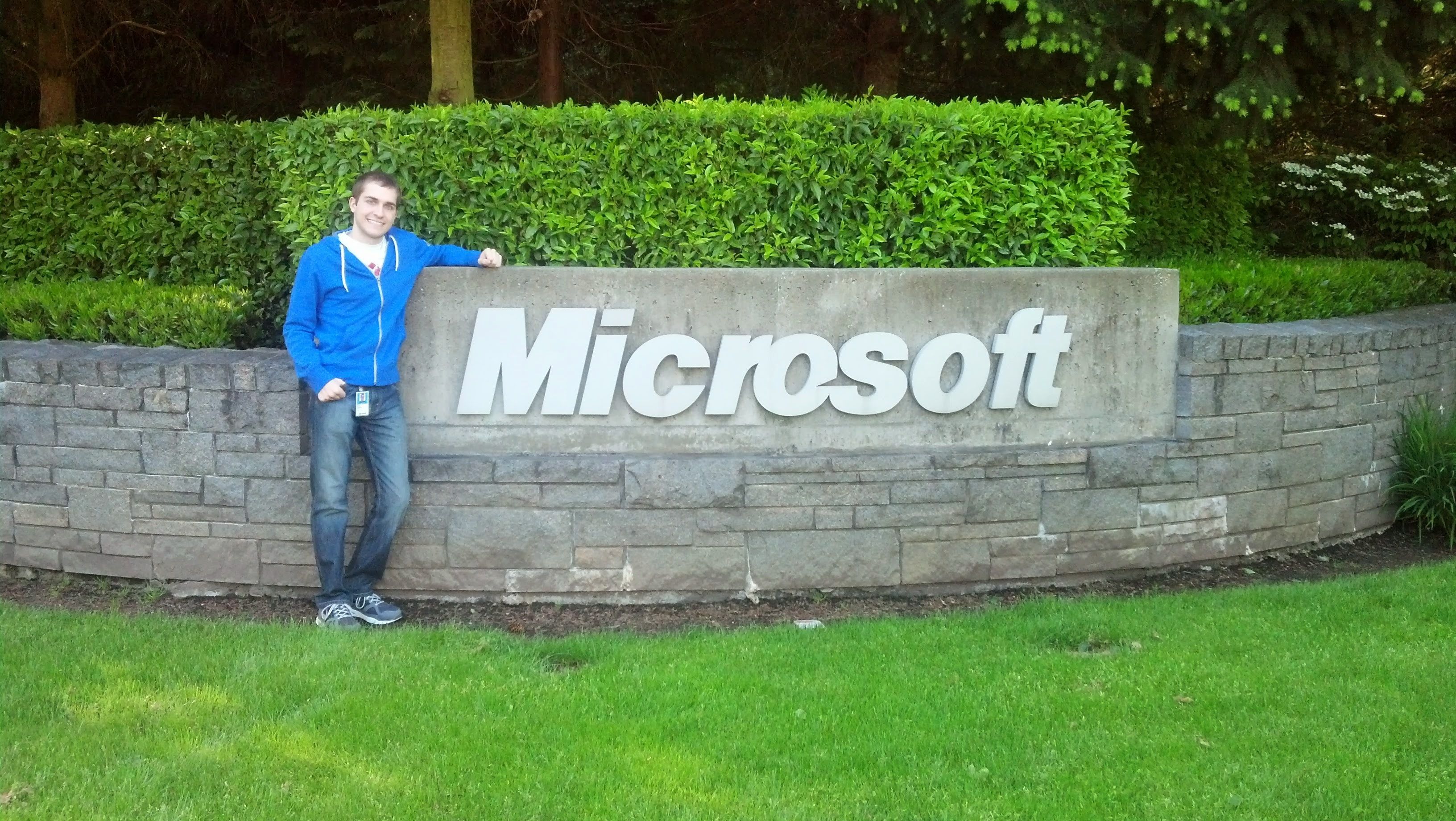 BGSU alumnus Jeff Fenster stands outside Microsoft offices as an intern