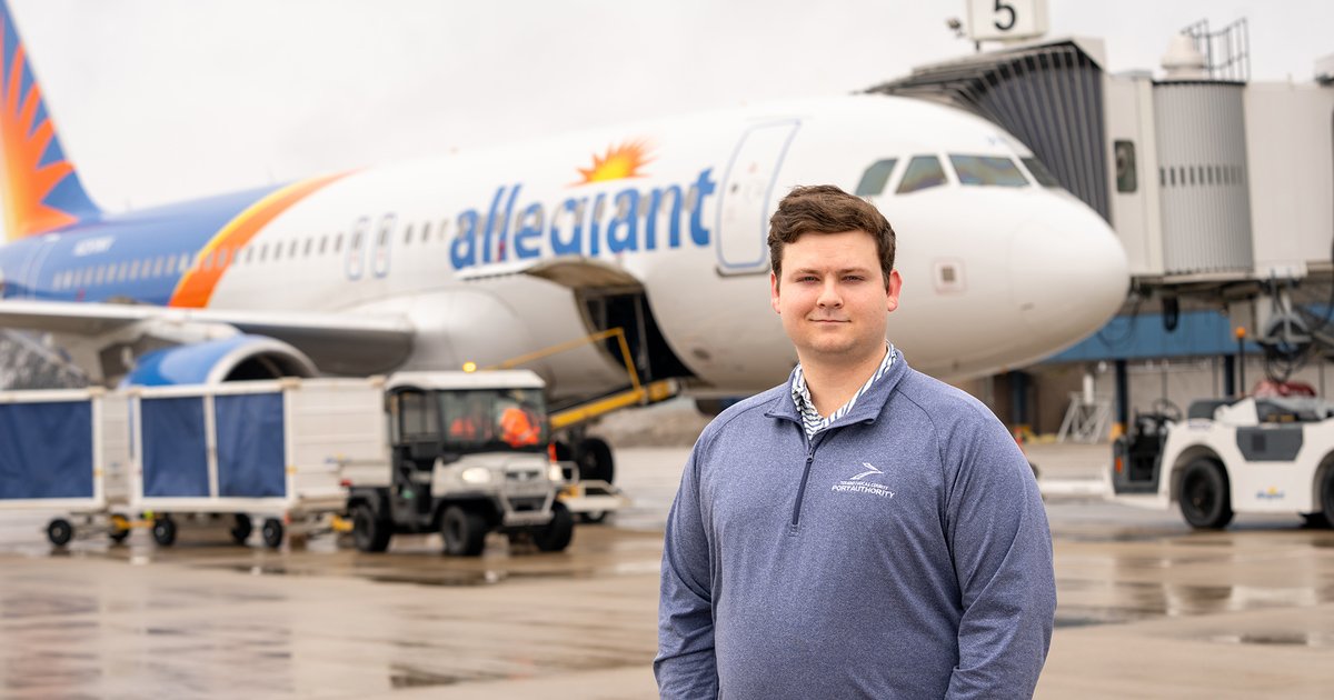 BGSU aviation management senior jumpstarts career at Eugene F. Kranz Toledo Express Airport