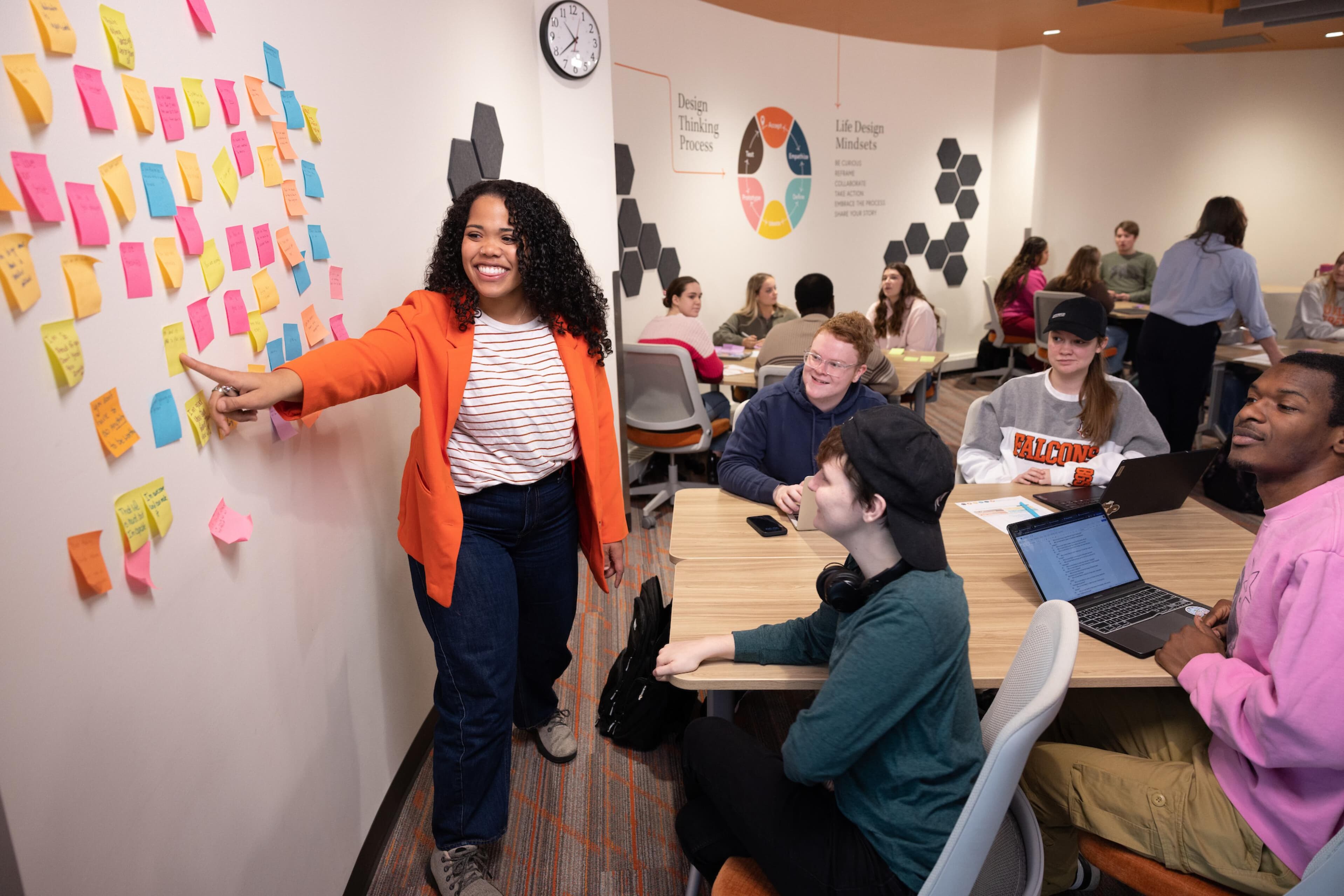 A Life Design coach works with students in the Radbill Center