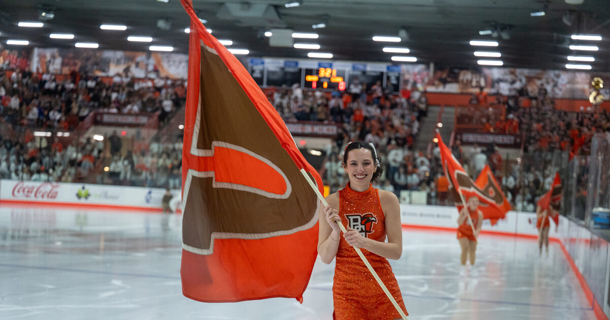 Art history major finds her place in the classroom and on the ice at BGSU