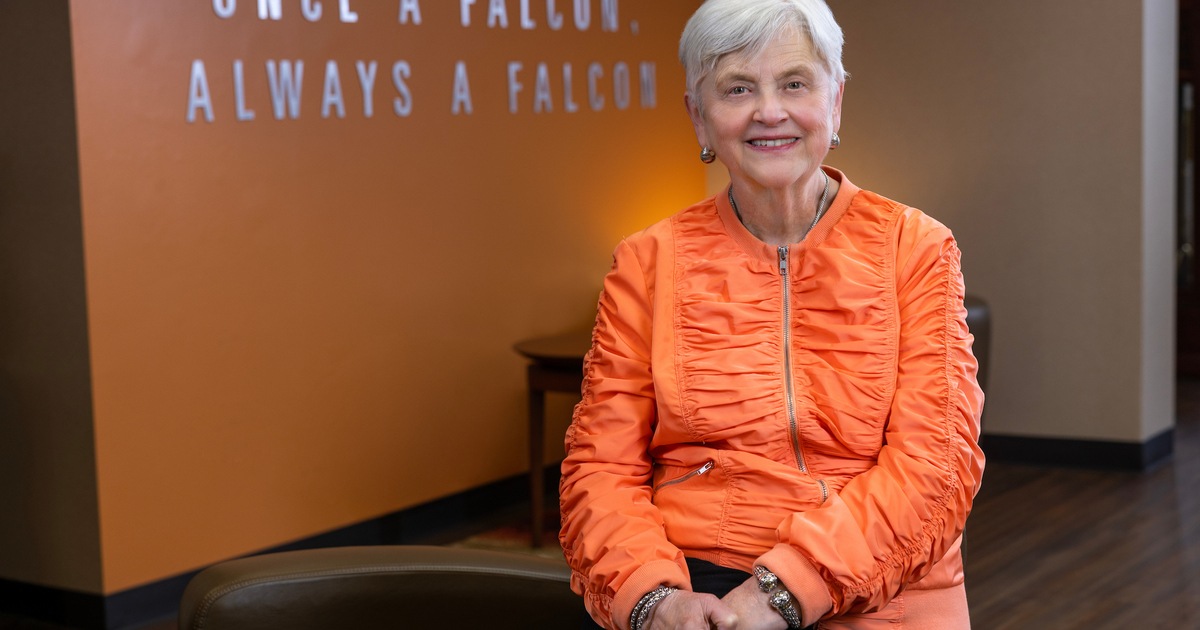 Former BGSU president Mary Ellen Mazey establishes three endowed scholarships to support students