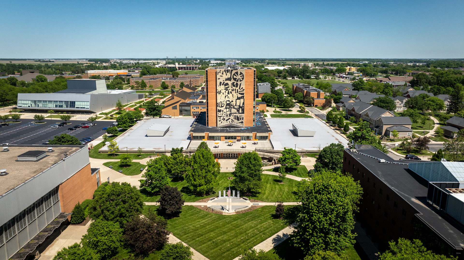 Jerome Library and Veterans Memorial