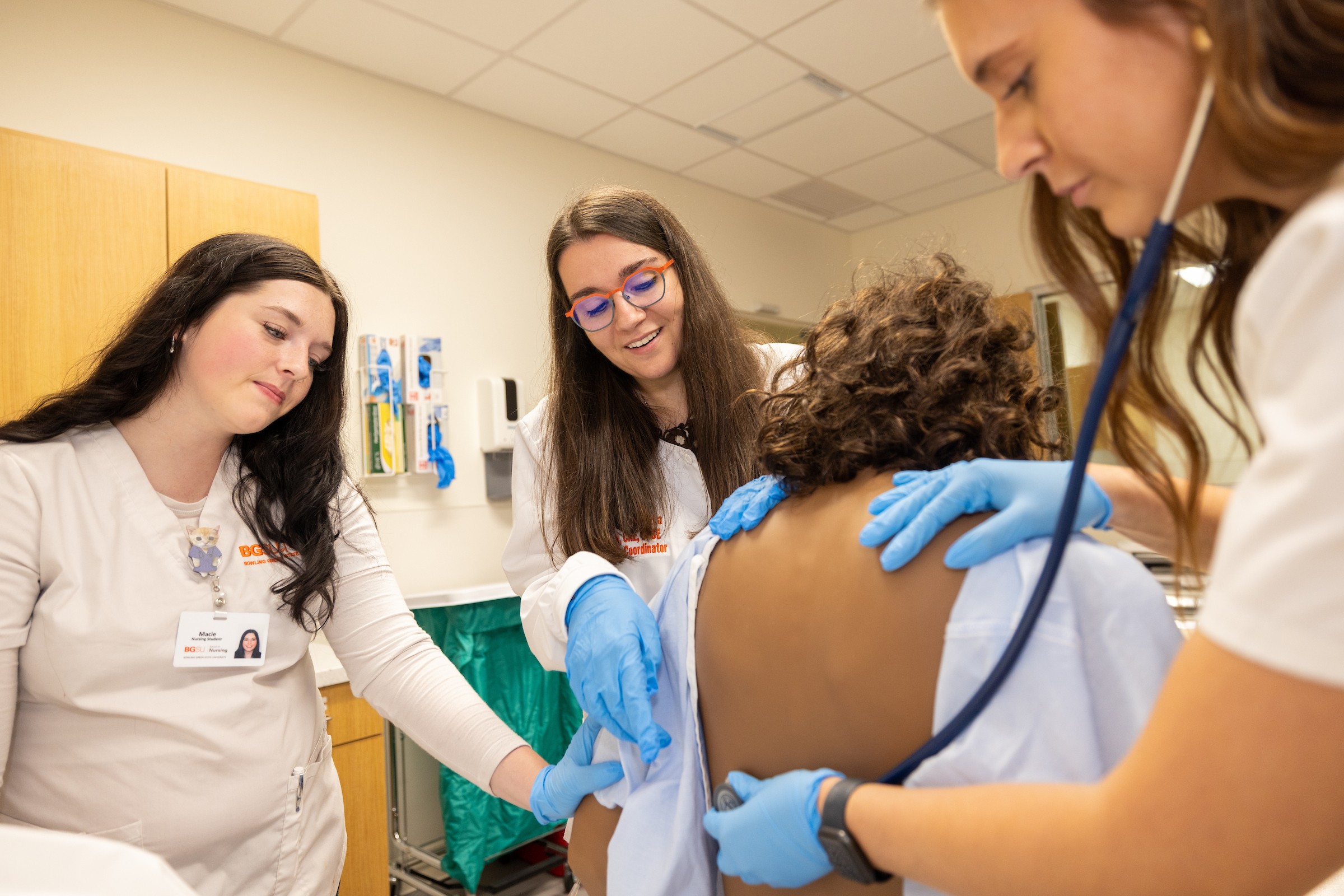 BGSU nursing students in the simulation lab