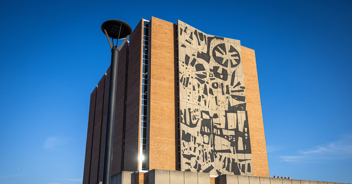 An iconic mural restored
