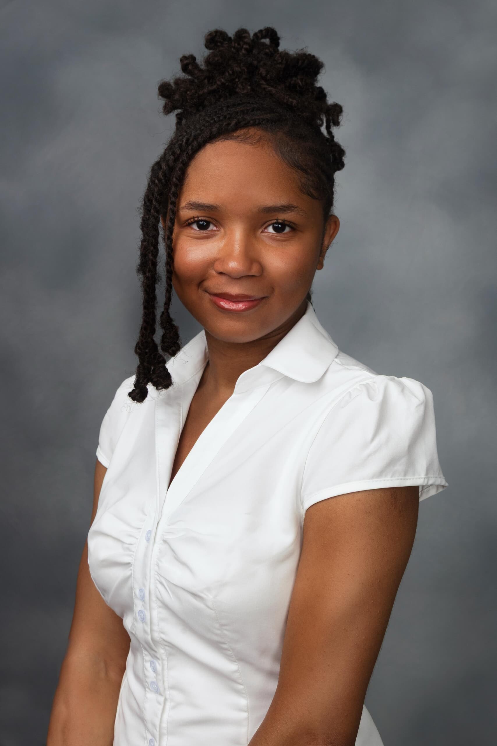 leah davis headshot