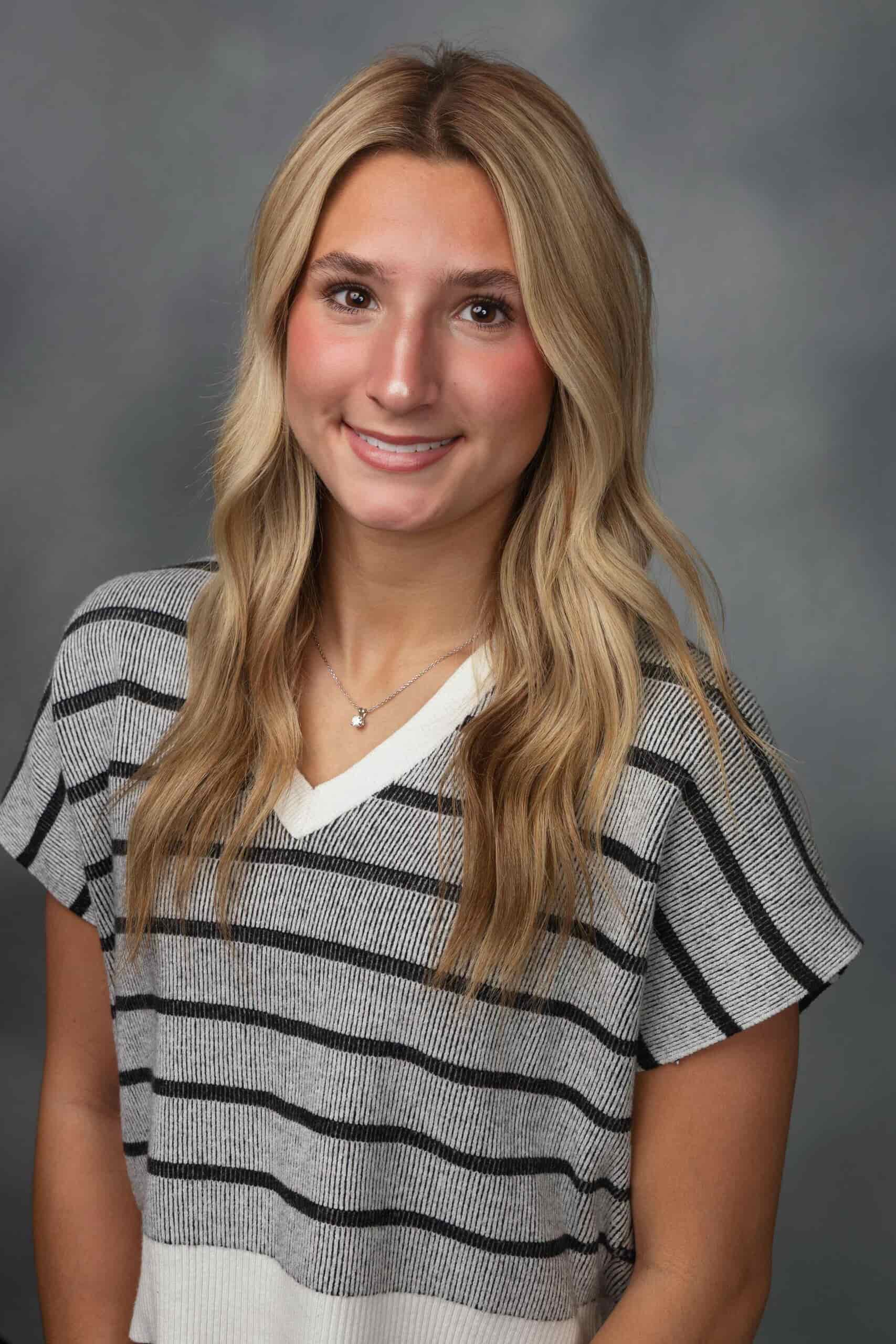 cara smith headshot