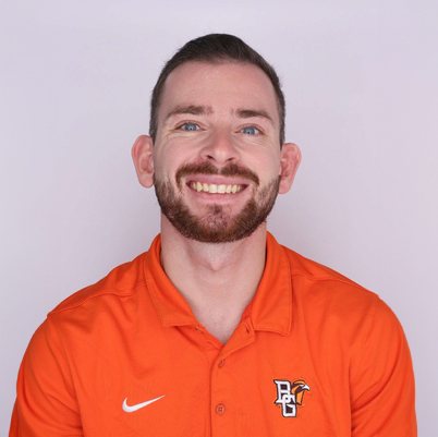 Riley Welker headshot