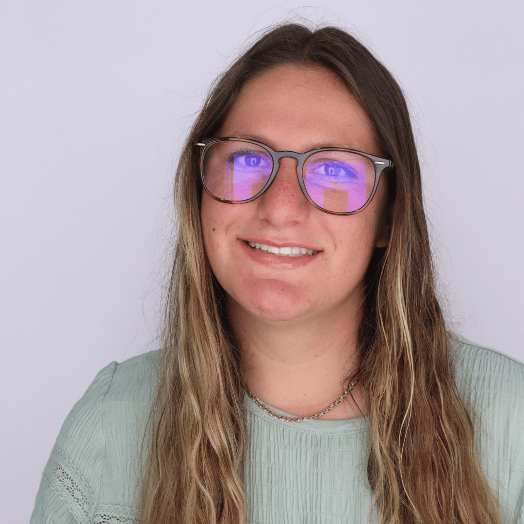 1984x1984 pc for headshots  - Julia Roffman